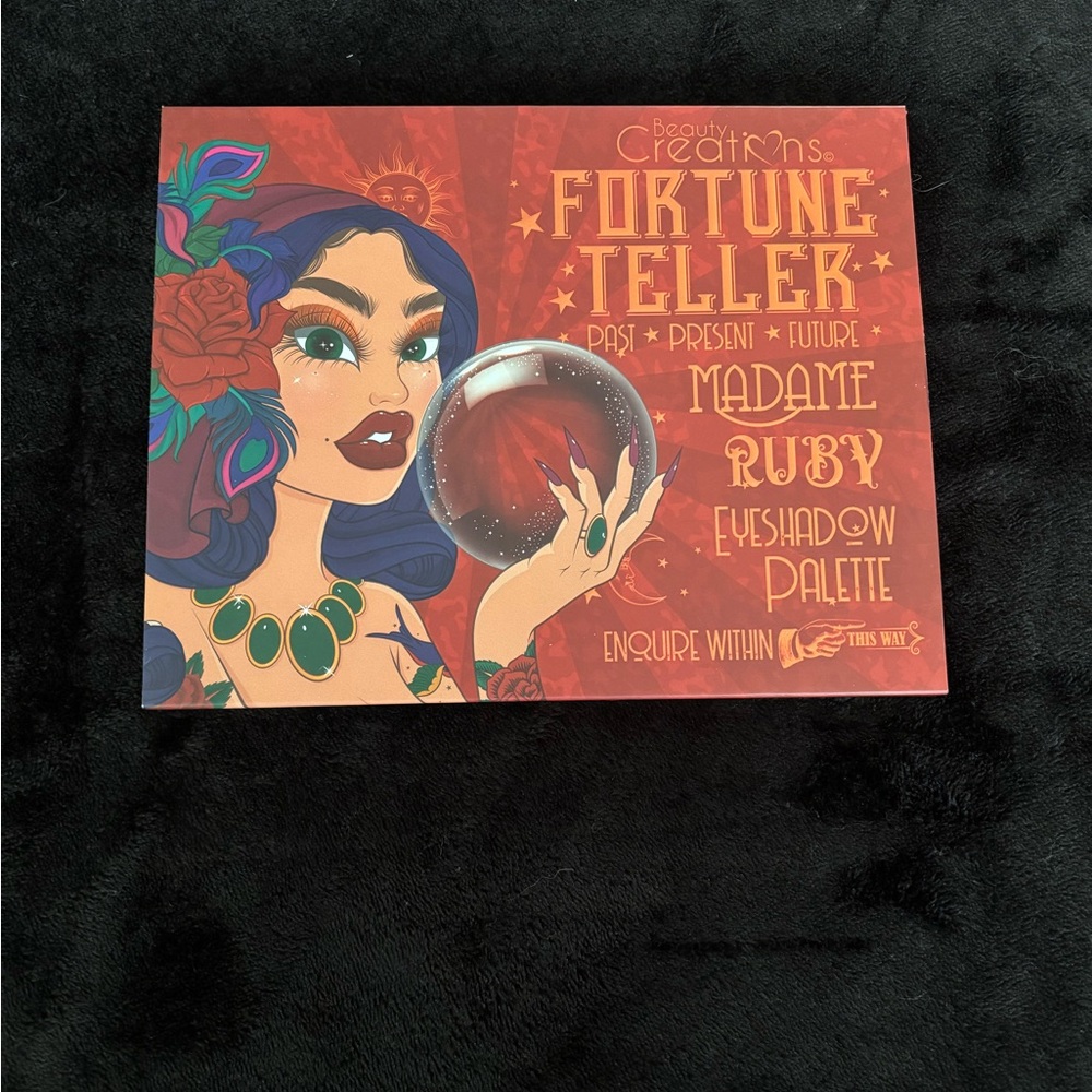 Beauty Creations Fortune Teller Palette (BNIB)
